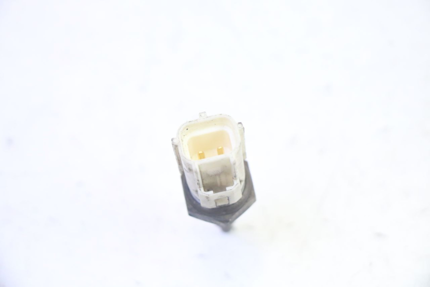 photo de SONDA TEMPERATURA D'ACQUA YAMAHA X-MAX XMAX 125 (2010 - 2013) - Altra angolazione