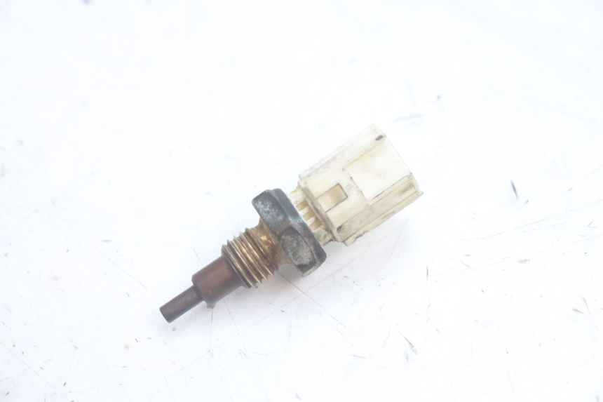 photo de SONDA TEMPERATURA D'ACQUA YAMAHA XMAX X-MAX 125 (2006 - 2009) - Vista principale