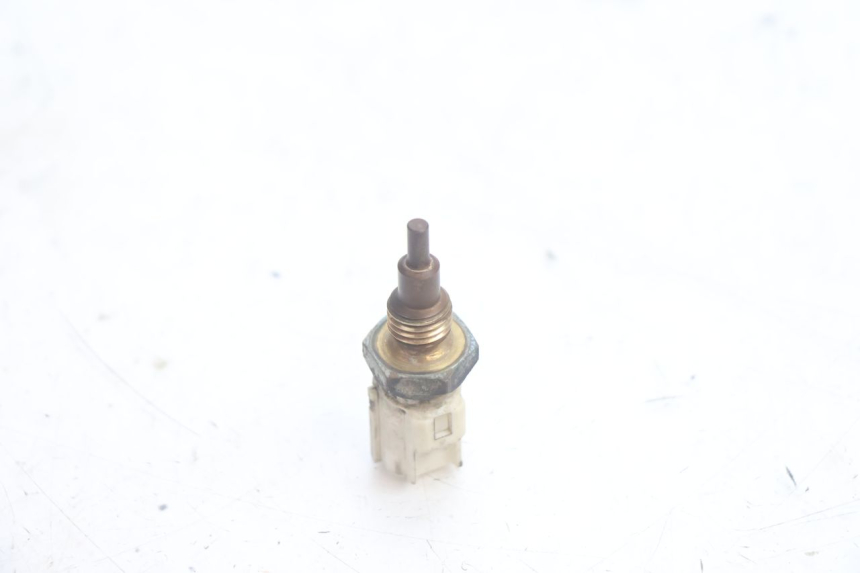 photo de SONDA TEMPERATURA D'ACQUA YAMAHA XMAX X-MAX 125 (2006 - 2009) - Zoom sullo stato d'uso
