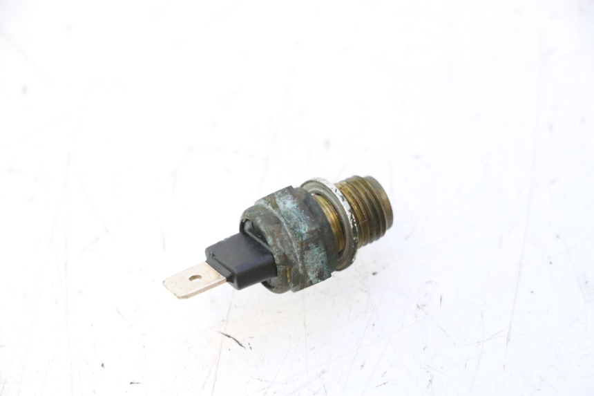 photo de SONDA TEMPERATURA D'ACQUA PIAGGIO X9 EVOLUTION 125 (2003 - 2007) - Zoom sullo stato d'uso