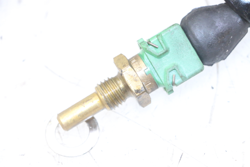 photo de SENSORE TEMPERATURA ACQUA HONDA XLV VARADERO 125 (2000 - 2006) - Dettaglio del componente