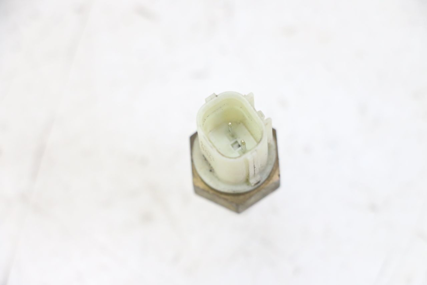 photo de SENSORE TEMPERATURA ACQUA YAMAHA YP T-MAX TMAX 530 (2017 - 2020) - Zoom sullo stato d'uso