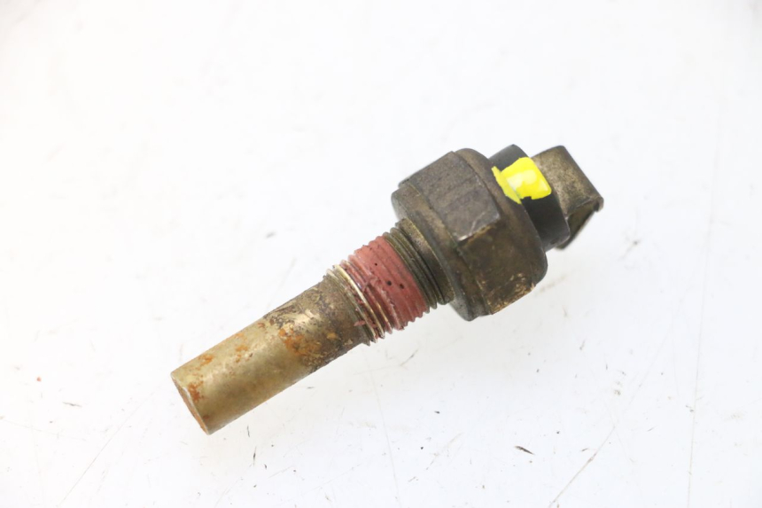 photo de SENSORE TEMPERATURA ACQUA YAMAHA YP MAJESTY 125 (2007 - 2010) - Vista principale