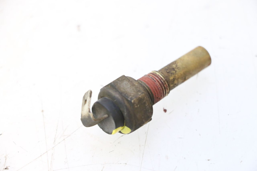 photo de SENSORE TEMPERATURA ACQUA YAMAHA YP MAJESTY 125 (2007 - 2010) - Zoom sullo stato d'uso