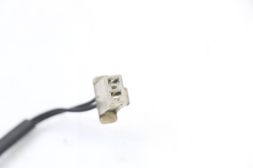 photo de SENSORE TEMPERATURA ESTERNA PIAGGIO MP3 500 (2011 - 2015) - Altra angolazione