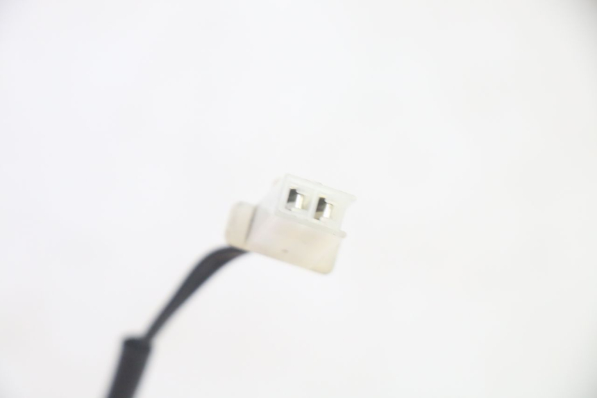 photo de SENSORE TEMPERATURA ESTERNA PIAGGIO MP3 500 (2016 - 2018) - Altra angolazione