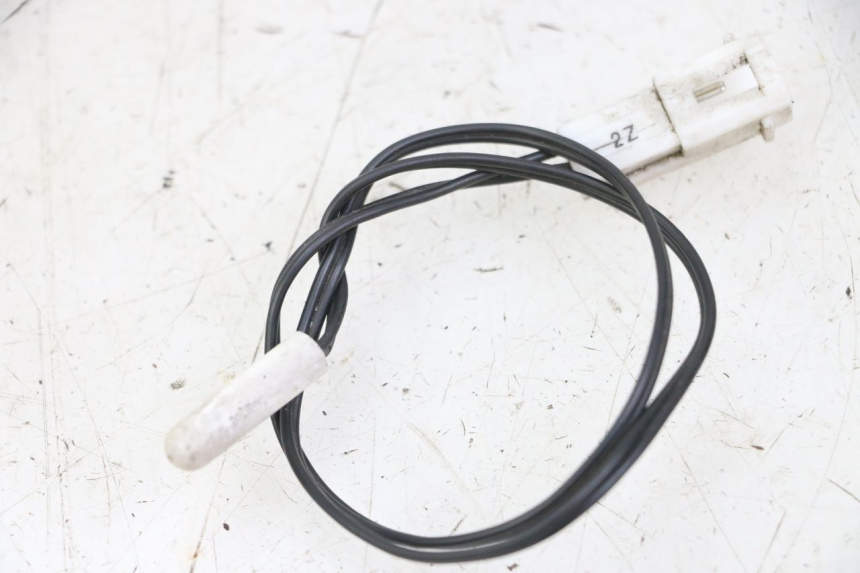 photo de SENSORE TEMPERATURA ESTERNA PEUGEOT SATELIS 125 (2013 - 2018) - Vista principale