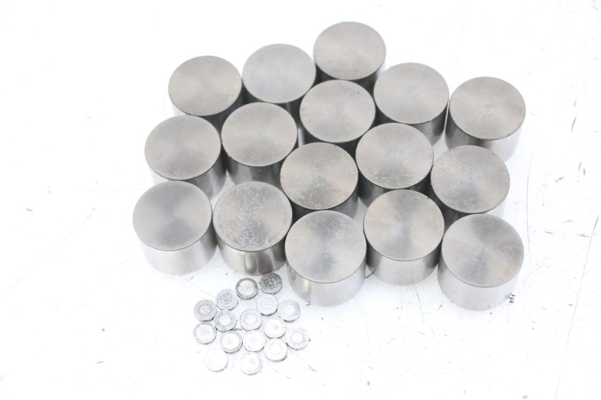 photo de VALVOLA ASPIRAZIONE HONDA CB R 1000 (2018 - 2023) - Altra angolazione