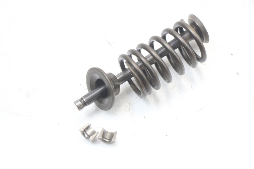 photo de VALVOLA ASPIRAZIONE KYMCO K-PW K-PIPE 50 (2012 - 2017) - Primo piano tecnico