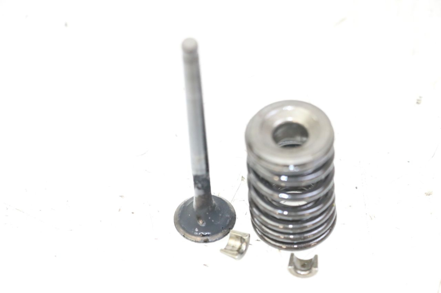 photo de VALVOLA ASPIRAZIONE KYMCO AGILITY 4T 50 (2018 - 2022) - Zoom sullo stato d'uso