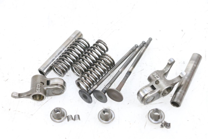 photo de VALVOLA ASPIRAZIONE YAMAHA NEOS NEO'S 4T 50 (2008 - 2016) - Zoom sullo stato d'uso