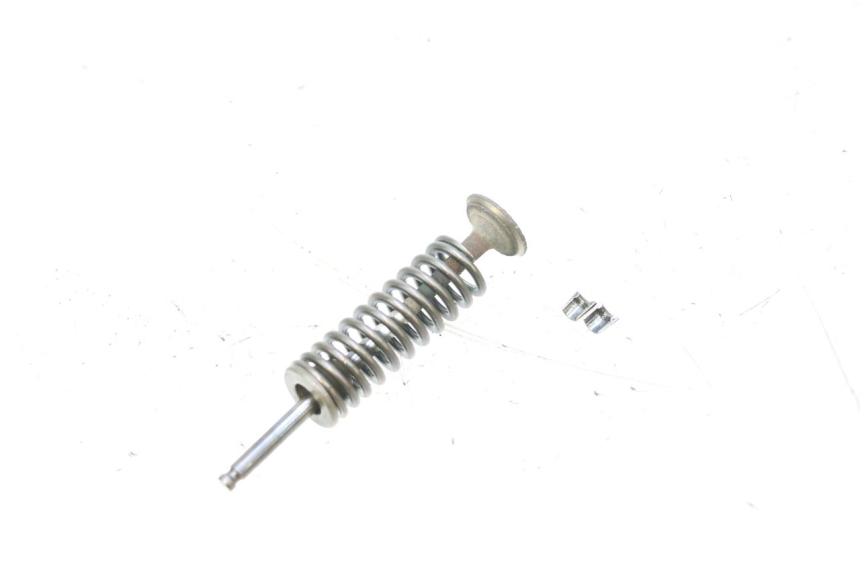 photo de VALVOLA ASPIRAZIONE YAMAHA NEOS NEO'S 4T 50 (2008 - 2016) - Caratteristiche distintive