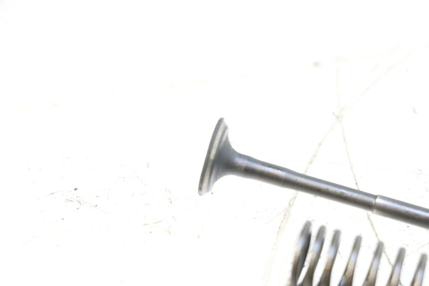 photo de VALVOLA ASPIRAZIONE YAMAHA NEOS NEO'S 4T 50 (2008 - 2016) - Altra angolazione