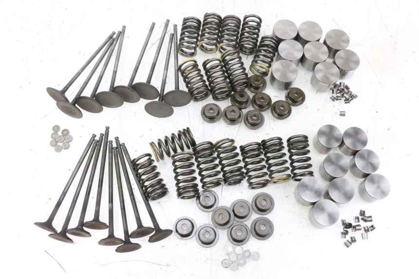 photo de VALVOLA ASPIRAZIONE SUZUKI GSR 750 (2011 - 2017) - Vista principale