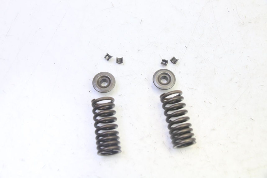 photo de VALVOLA ASPIRAZIONE YAMAHA X-MAX XMAX 125 (2010 - 2013) - Altra angolazione