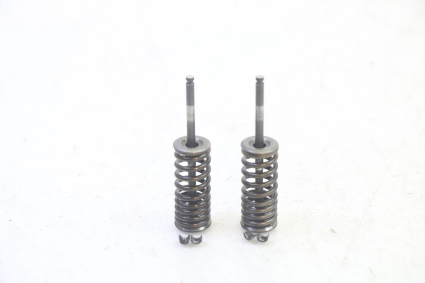 photo de VALVOLA ASPIRAZIONE YAMAHA X-MAX XMAX 125 (2010 - 2013) - Primo piano tecnico