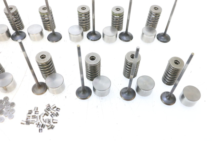 photo de VALVOLA ASPIRAZIONE YAMAHA XJ6 600 (2008 - 2016) - Altra vista dell'articolo