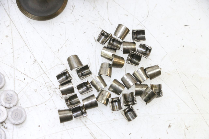 photo de VALVOLA ASPIRAZIONE YAMAHA XJ6 600 (2008 - 2016) - Foto prodotto supplementare