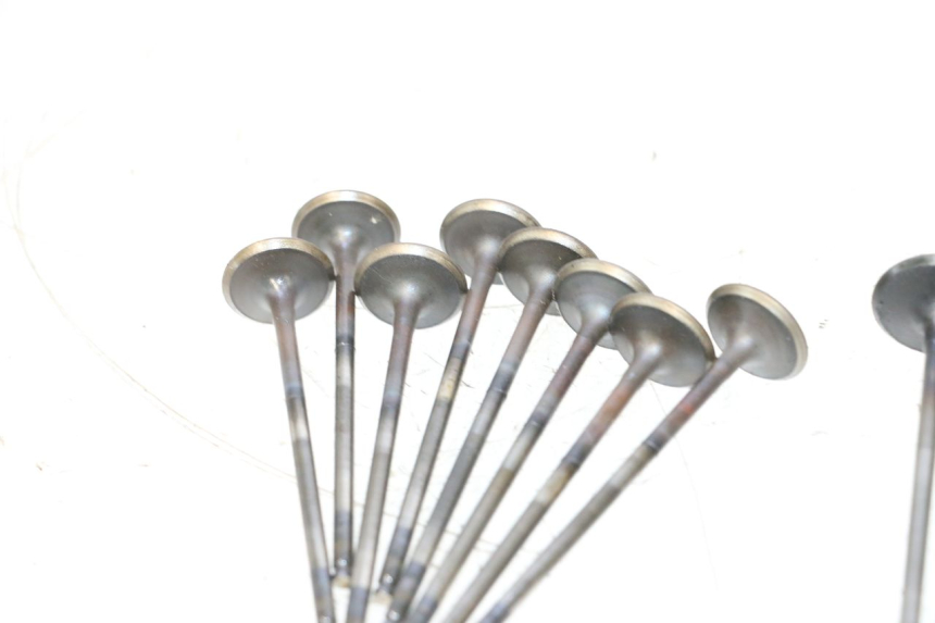 photo de VALVOLA ASPIRAZIONE YAMAHA XJ6 600 (2008 - 2016) - Zoom sullo stato d'uso