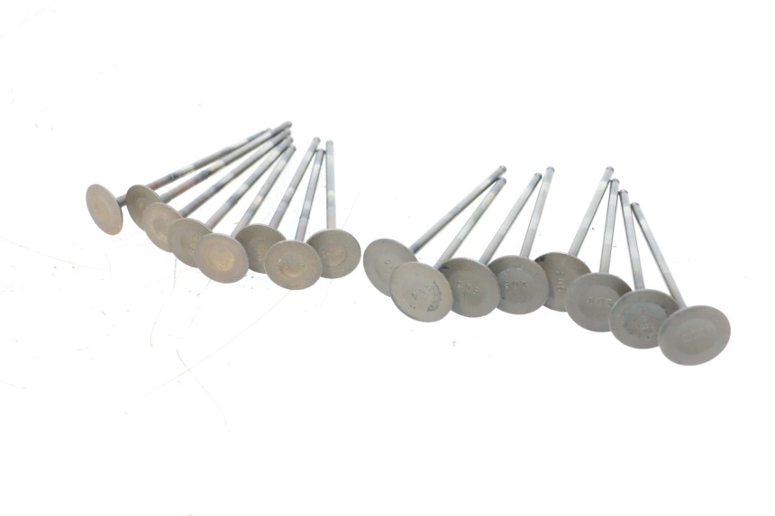 photo de VALVOLA ASPIRAZIONE YAMAHA XJ6 600 (2008 - 2016) - Dettagli dei punti di fissaggio