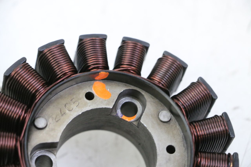 photo de STATOR HONDA FES S-WING SWING ABS 125 (2007 - 2015) - Marcature e riferimenti originali