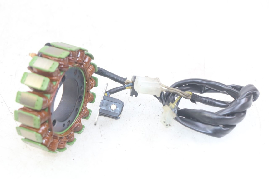 photo de STATOR YAMAHA FZS FAZER 600 (1998 - 2001) - Primo piano tecnico