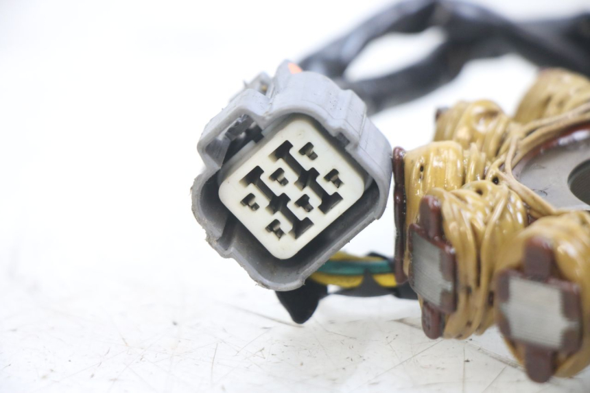 photo de STATOR KAWASAKI KXF KX-F 250 (2012 - 2014) - Dettagli dei punti di fissaggio