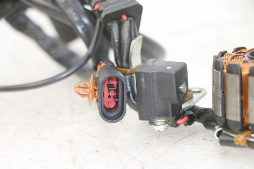 photo de STATORE PIAGGIO MP3 LT 300 (2010 - 2016) - Altra vista dell'articolo