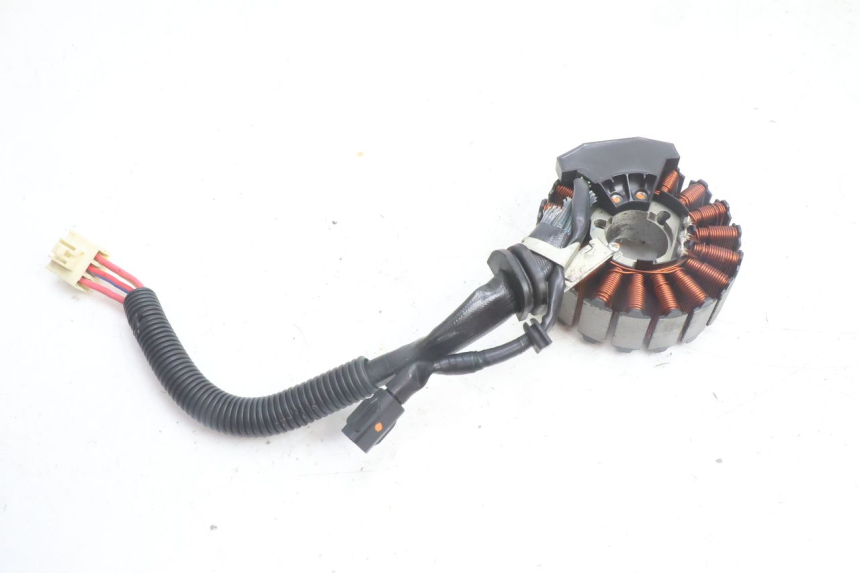 photo de STATORE YAMAHA N-MAX NMAX 125 (2021 - 2024) - Primo piano tecnico