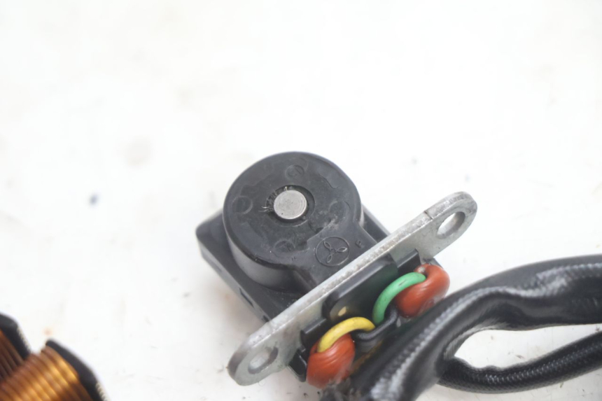 photo de STATORE PEUGEOT SATELIS 125 (2006 - 2009) - Zoom sullo stato d'uso