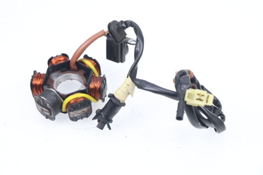 photo de STATORE PEUGEOT TREKKER TKR 50 (2005 - 2014) - Dettagli dei punti di fissaggio