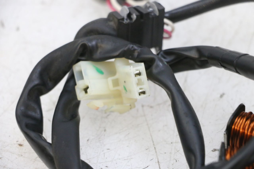 photo de STATORE YAMAHA TRICITY 300 (2020 - 2024) - Primo piano tecnico