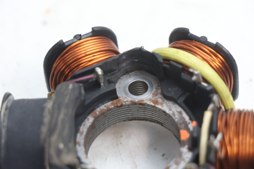 photo de STATORE PEUGEOT VIVACITY 50 (2004 - 2009) - Altra angolazione