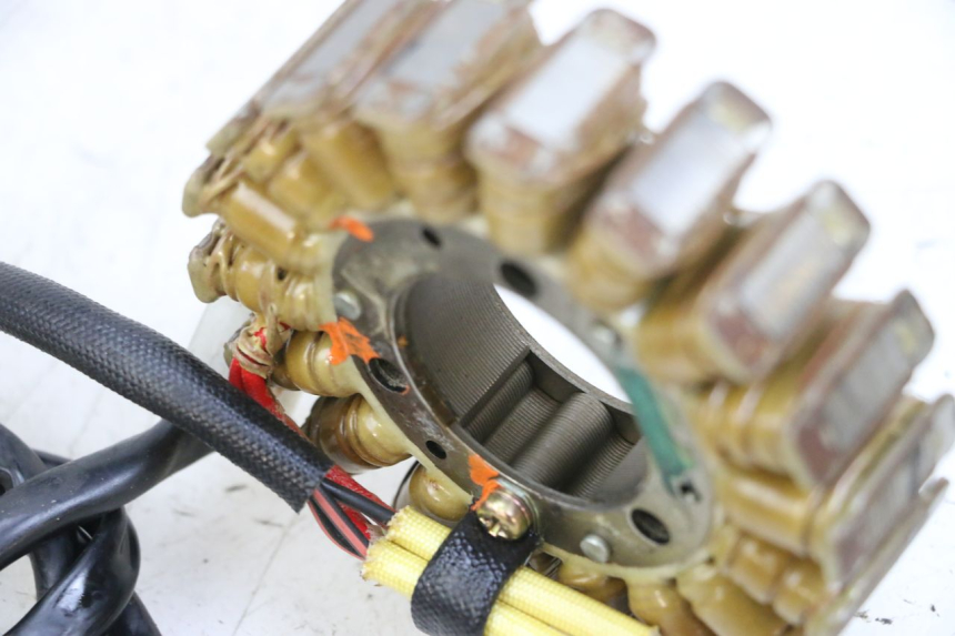 photo de STATORE KAWASAKI ZR 7 750 (1999 - 2004) - Zoom sullo stato d'uso