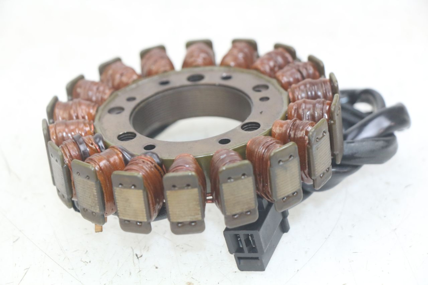 photo de STATOR KAWASAKI ZX-6R ZX6R 600 (1995 - 1997) - Zoom sullo stato d'uso