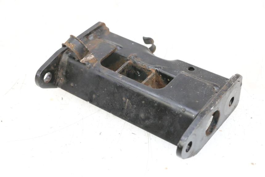 photo de AMMORTIZZATORE STAFFA HONDA NSR R 125 (1994 - 2003) - Primo piano tecnico