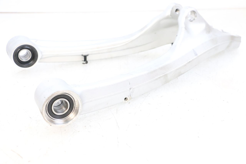 photo de AMMORTIZZATORE STAFFA BMW R GS 1250 (2021 - 2024) - Marcature e riferimenti originali