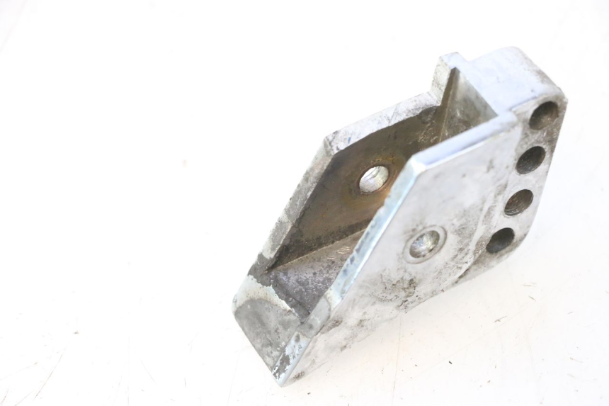 photo de AMMORTIZZATORE STAFFA PEUGEOT TREKKER 50 (1995 - 2004) - Zoom sullo stato d'uso