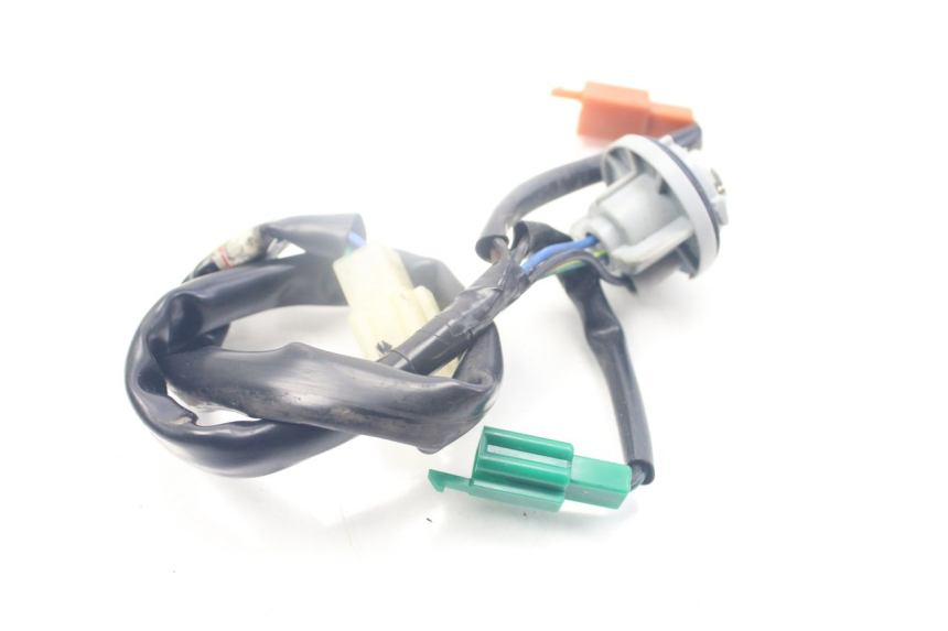 photo de SUPPORTO LAMPADA YAMAHA BW'S BWS 125 (2010 - 2013) - Primo piano tecnico