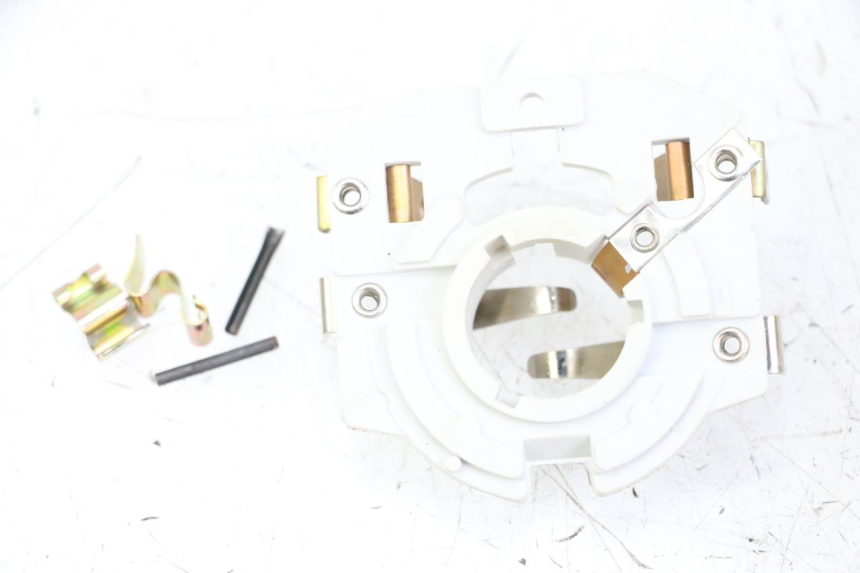 photo de PORTALAMPADA SUZUKI CP 80 (1985 - 1996) - Vista principale