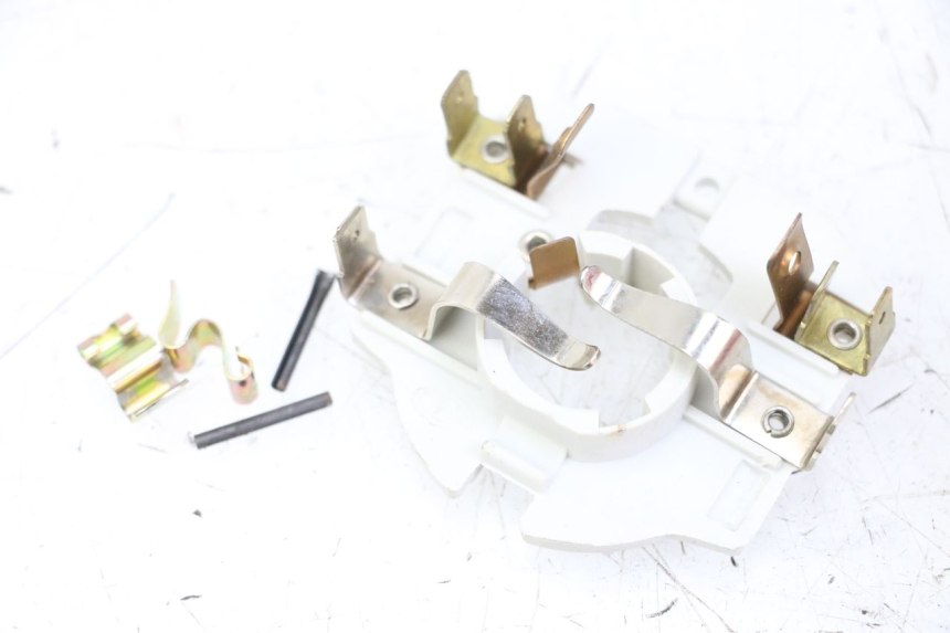 photo de PORTALAMPADA SUZUKI CP 80 (1985 - 1996) - Dettaglio del componente