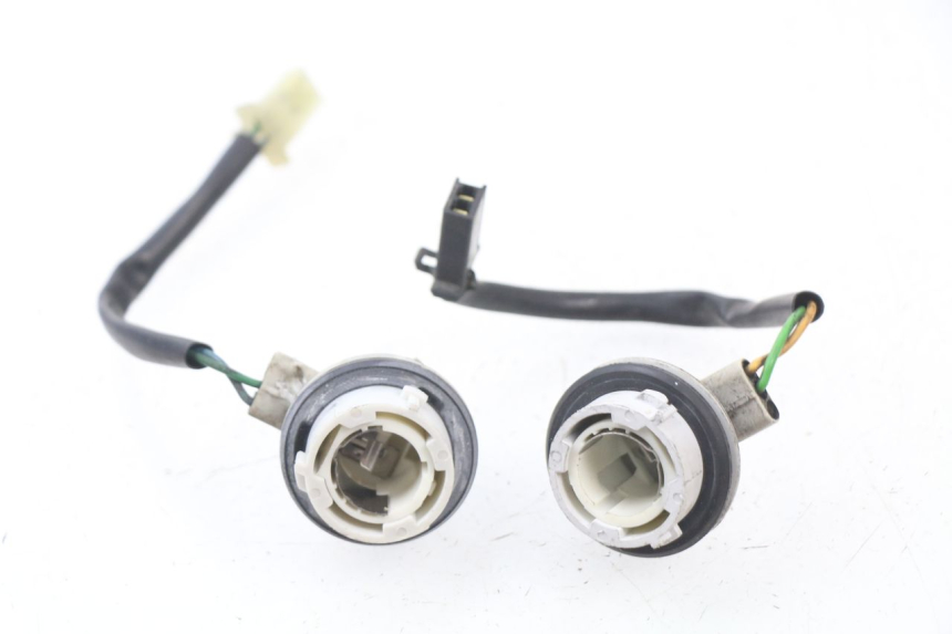 photo de SUPPORTO LAMPADINA HONDA FES PANTHEON 125 (2003 - 2007) - Dettaglio del componente