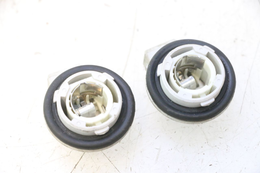photo de SUPPORTO LAMPADINA GILERA GP 800 (2007 - 2013) - Vista principale