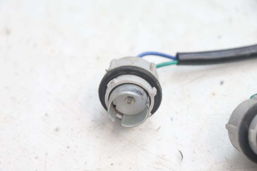 photo de SUPPORTO LAMPADA PEUGEOT KISBEE 4T 50 (2018 - 2022) - Dettaglio del componente