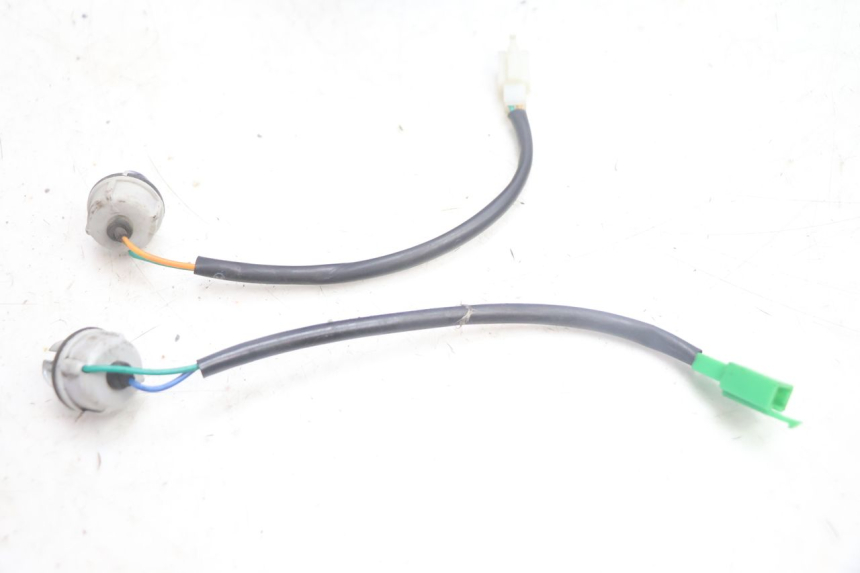 photo de SUPPORTO LAMPADA PEUGEOT KISBEE 4T 50 (2018 - 2022) - Altra angolazione