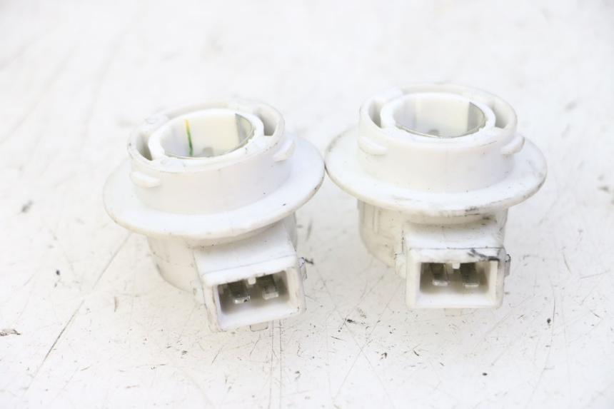 photo de PORTALAMPADA PIAGGIO LXV 4T 50 (2009 - 2013) - Zoom sullo stato d'uso