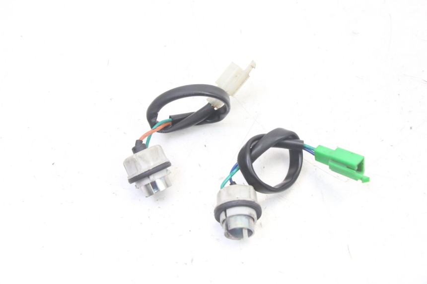 photo de PORTALAMPADA PEUGEOT STREETZONE I 2T 50 (2018 - 2020) - Zoom sullo stato d'uso