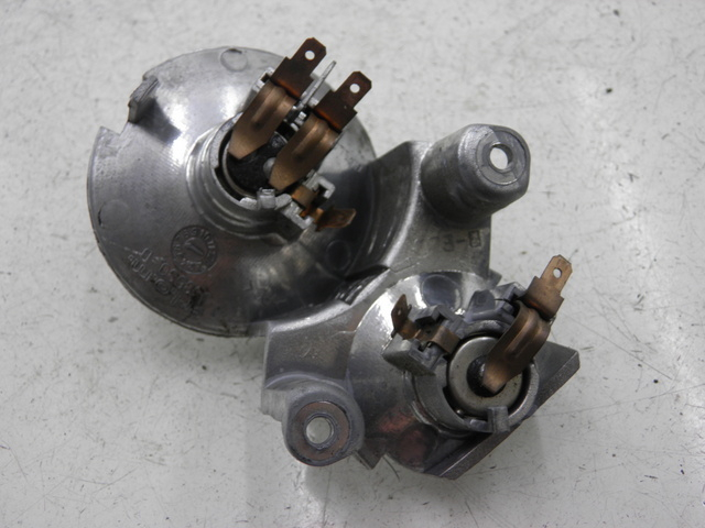 photo de SUPPORTO LAMPADINA PIAGGIO LX 125 (1998 - 2000) - Zoom sullo stato d'uso