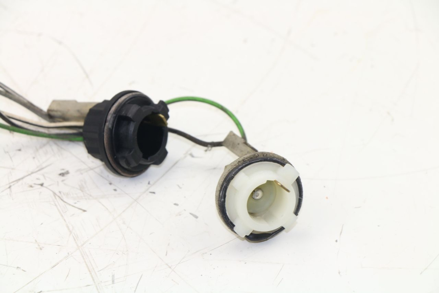 photo de SUPPORTO LAMPADINA SUZUKI UH BURGMAN 125 (2002 - 2006) - Vista d'insieme del prodotto