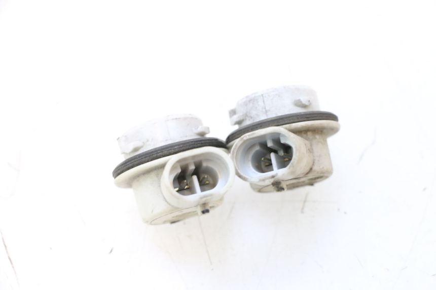 photo de SUPPORTO LAMPADINA YAMAHA X-MAX XMAX 125 (2010 - 2013) - Zoom sullo stato d'uso